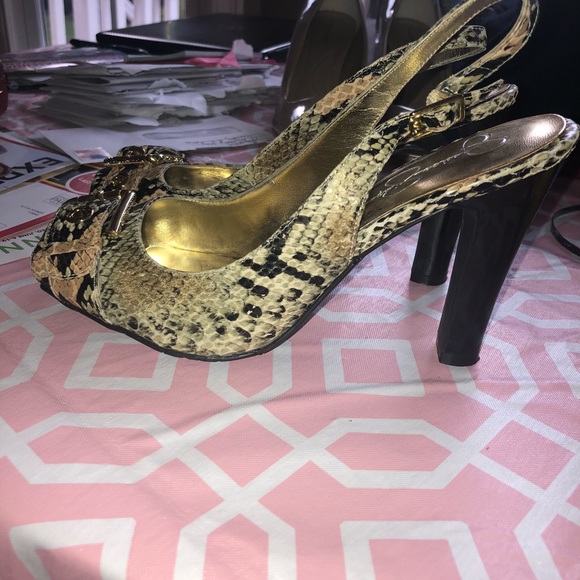 Jessica Simpson python print heels - Picture 2 of 4